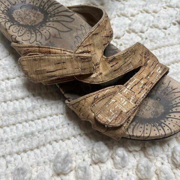 VIONIC Women's 8 Lauren Cork Slide Strappy Sandal Comfort Shoe Tan Sunflower - Picture 3 of 9